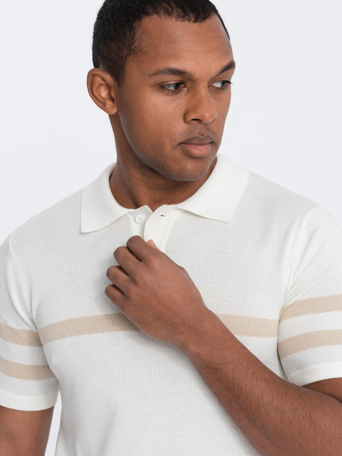 Men’s soft knit polo shirt with contrasting stripes – cream V3 OM-POSS-0118