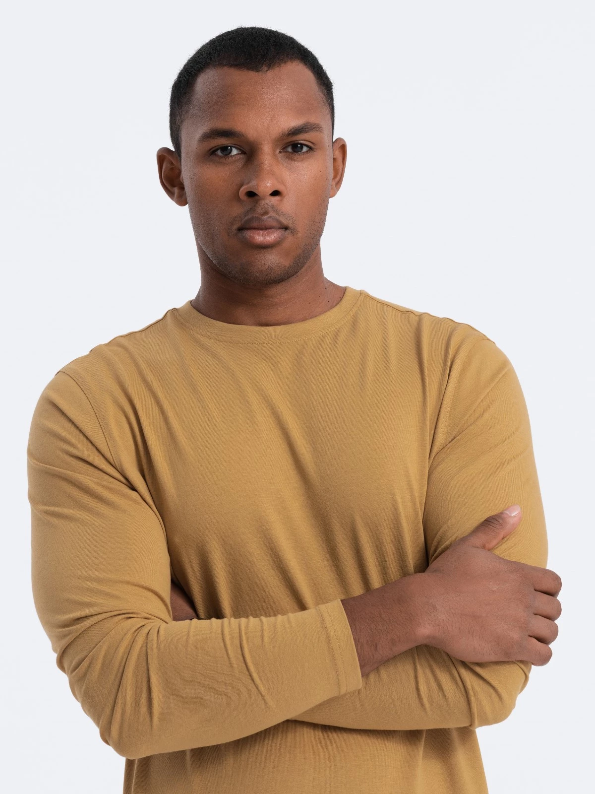 Men’s BASIC longsleeve with round neckline – mustard V10 OM-LSBL-0106