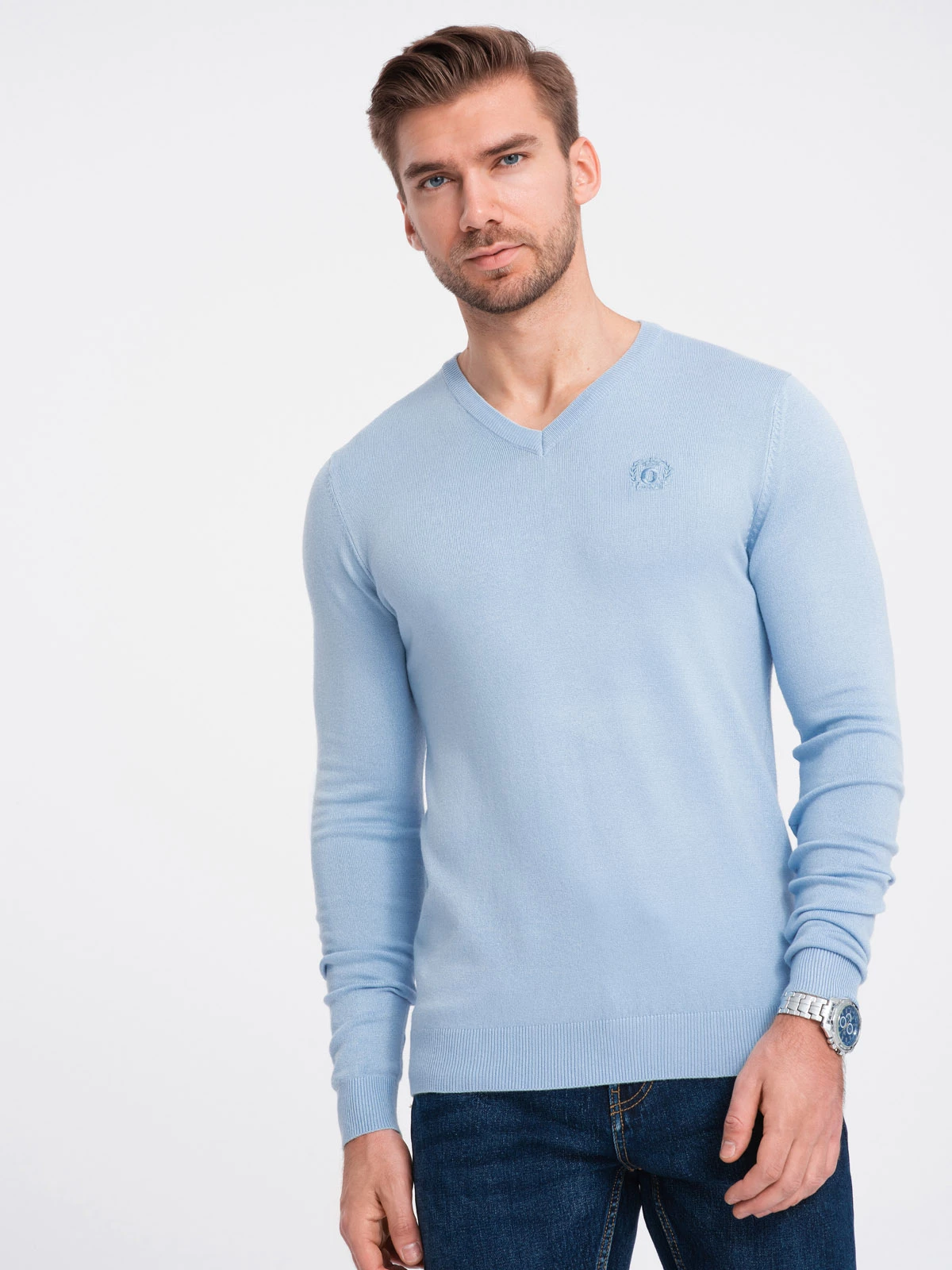 Elegant men’s sweater with a v-neck – light blue V10 OM-SWBS-0107