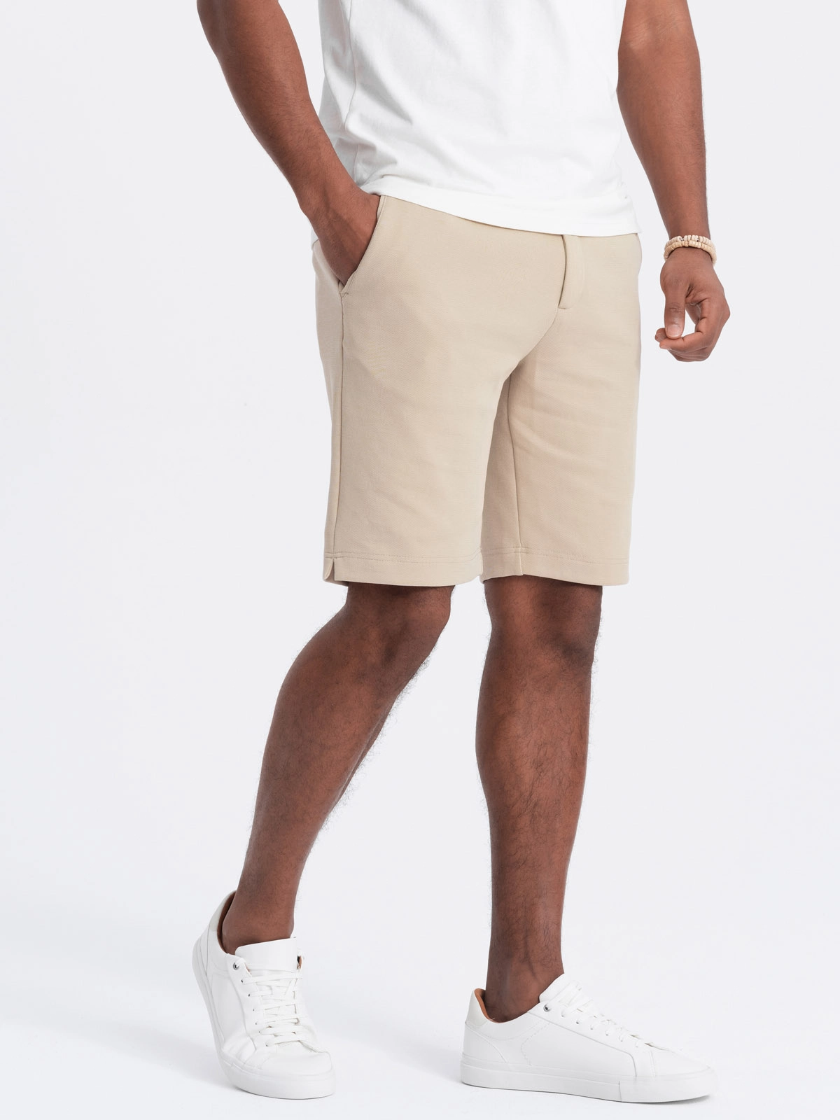 Men’s SLIM FIT structured knit shorts – sand V3 OM-SRCS-0126