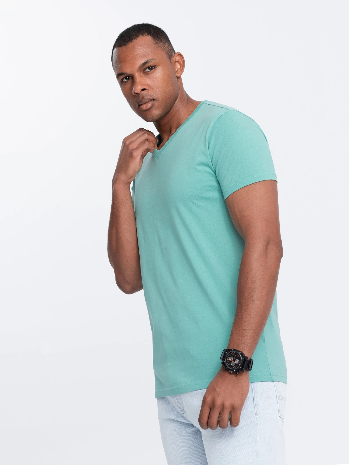 Men’s BASIC classic cotton T-shirt with a v-neck – turquoise V15 OM-TSBS-0145